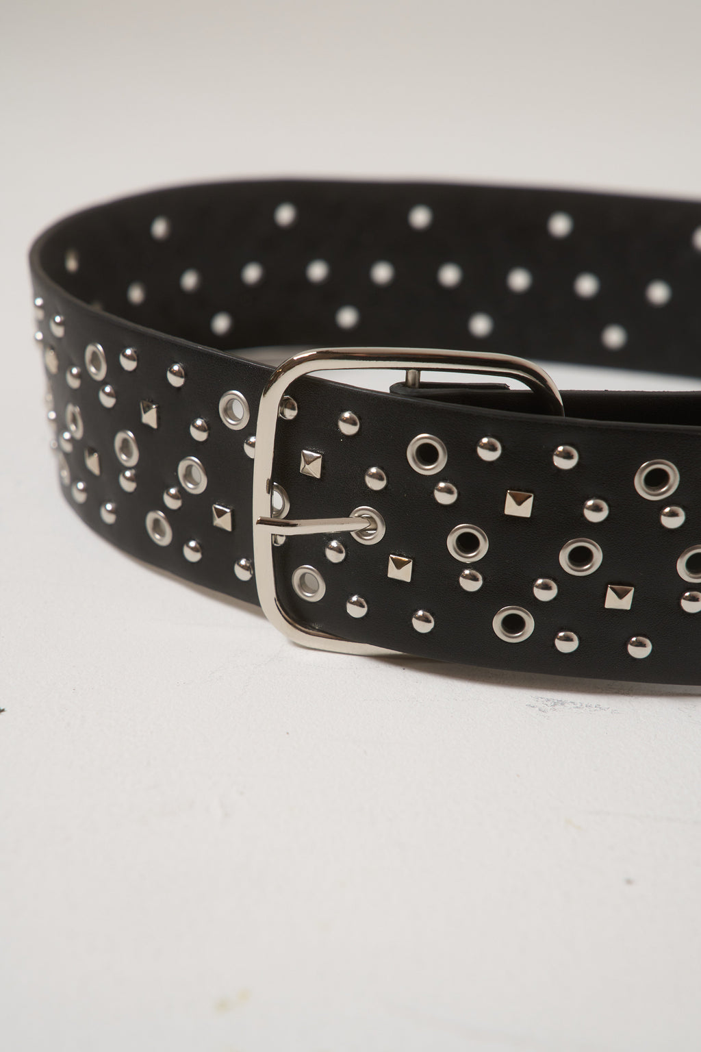 🦋シルバースタッズぶちアゲギャルベルト🦋