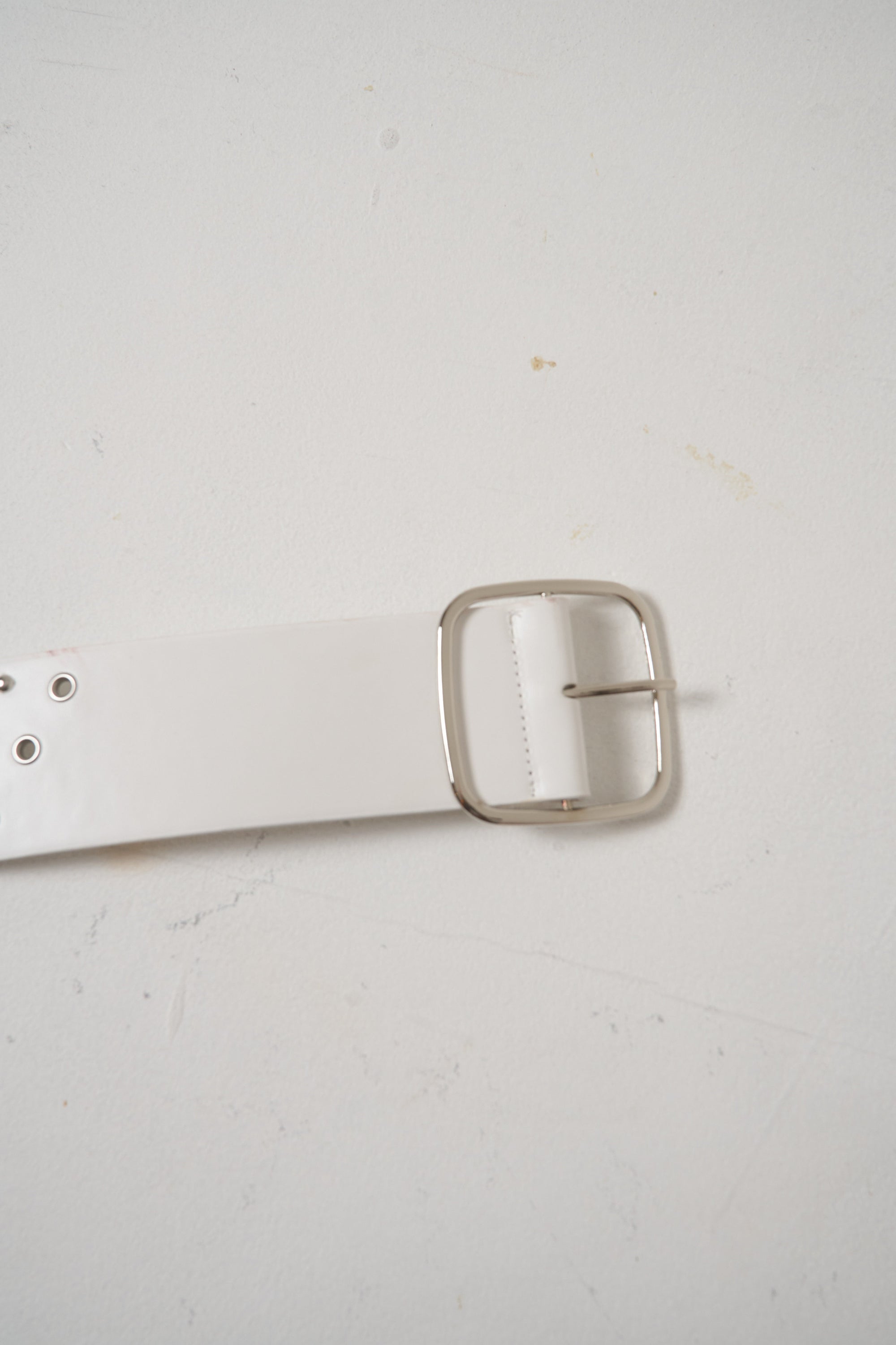 🦋鬼盛れギャルベルト☆ホワイトスタッズ🦋