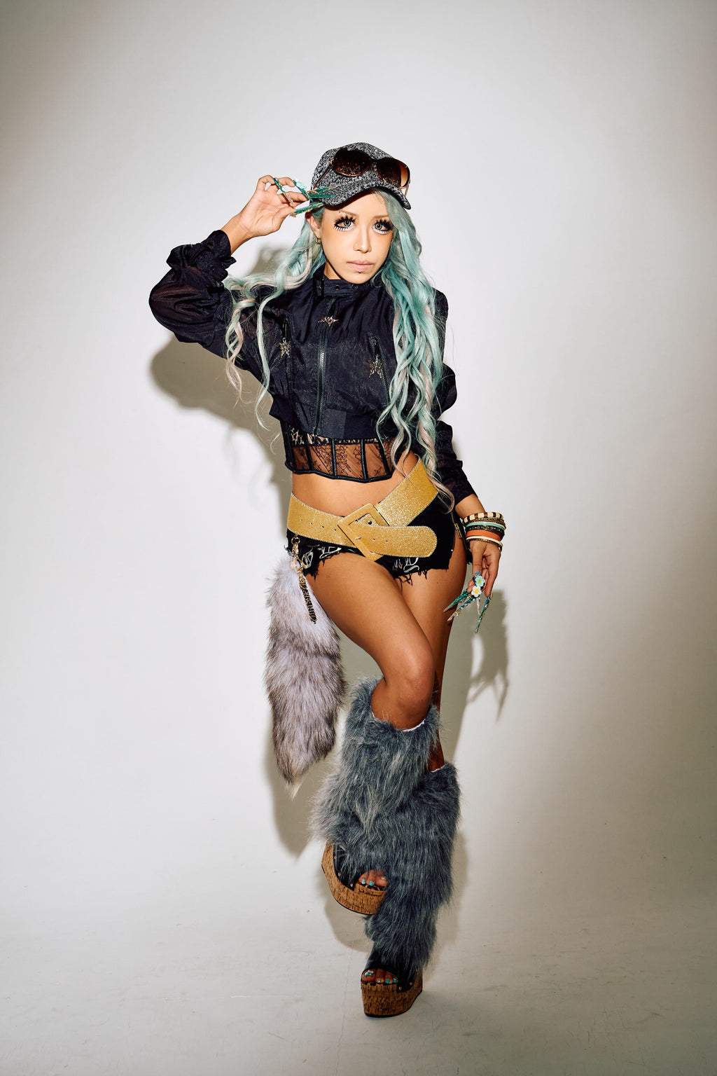 🦋強めギャルのスタイル爆上げジャケ🦋